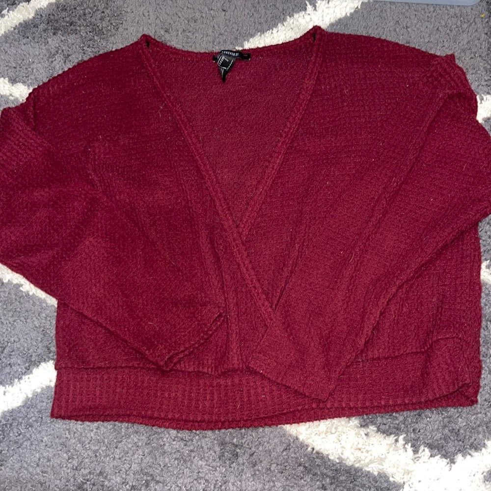 Maroon sweater